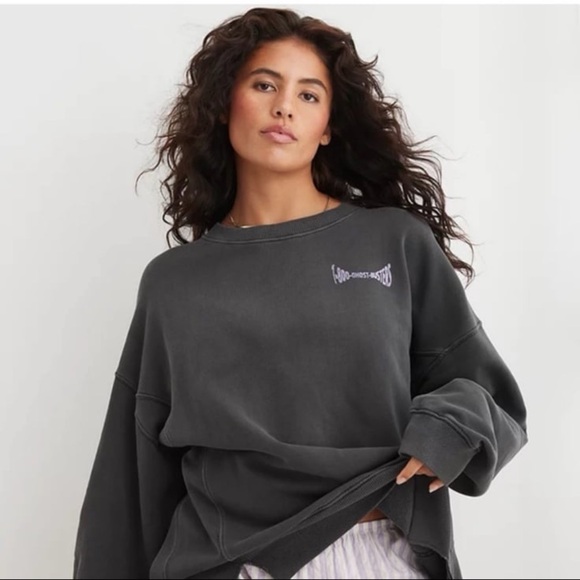 Aerie The Chill Crewneck Sweatshirt in Ghostbusters Graphic Gray Medium - Picture 2 of 12